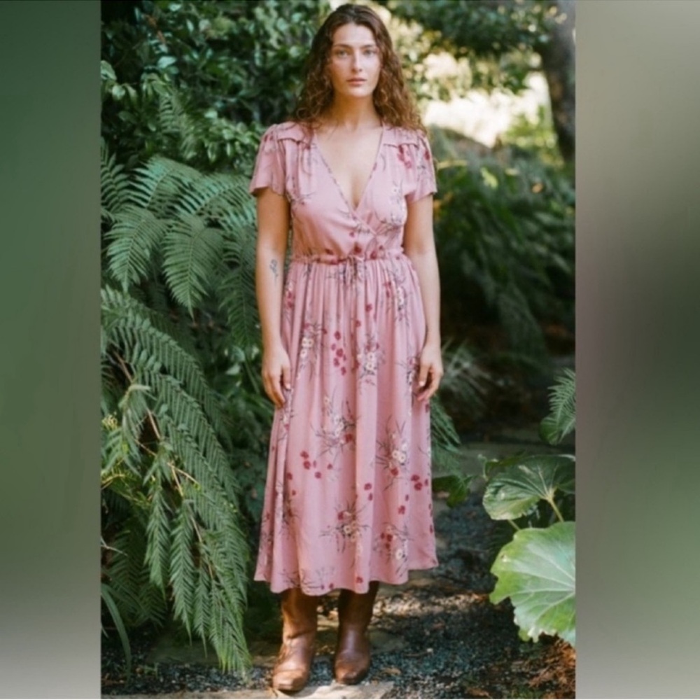 Christy Dawn Simple Dawn Dress in Blush Meadow
